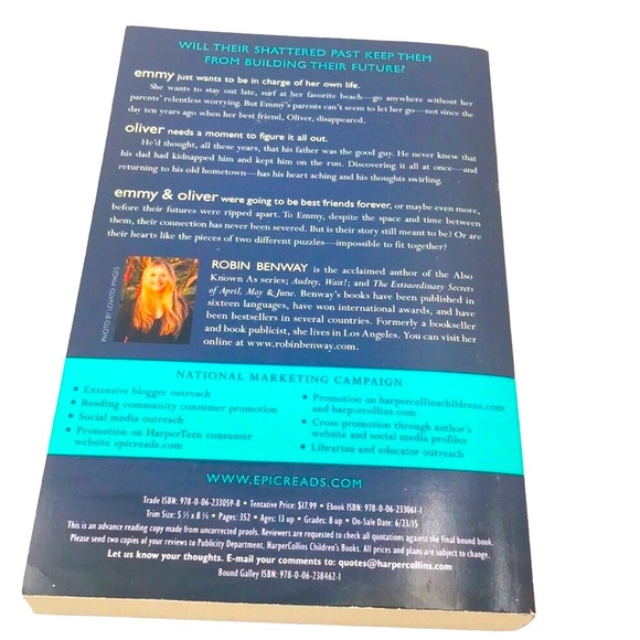 Emmy & Oliver by Robin Benway - Picture 4 of 6